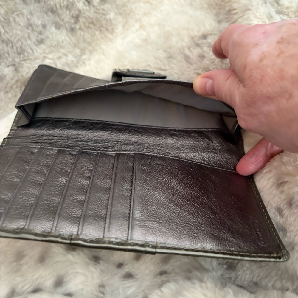 Vintage Coach Grey shiny patten Women's leather wallet - Picture 8 of 11
